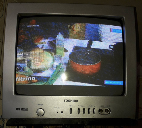 Imagen 2 de 4 de Televisor Toshiba 13 Pulgadas A Color