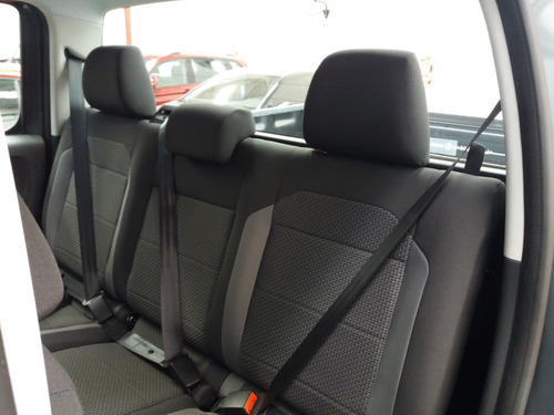 Imagen 11 de 24 de Volkswagen Amarok V6 Comfortline 258cv 2021 Contado Sg