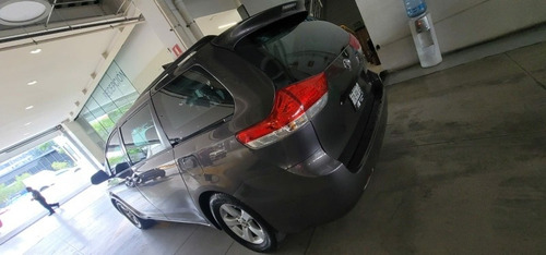 Imagen 5 de 12 de Toyota Sienna 2012 3.5 Ce At