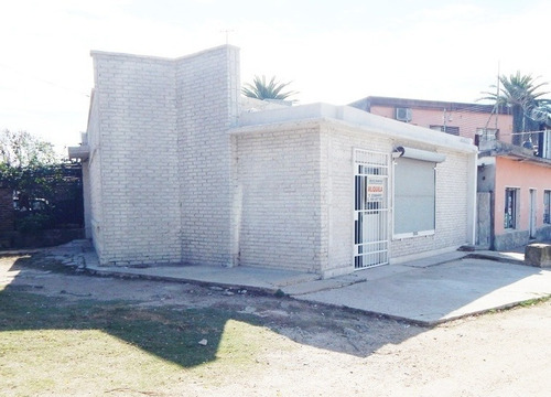 Local Comercial Apto Carniceria O Venta De Alimentos.