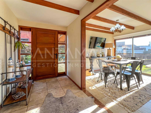 Hermosa Casa En Vanta Amoblada En Pingueral