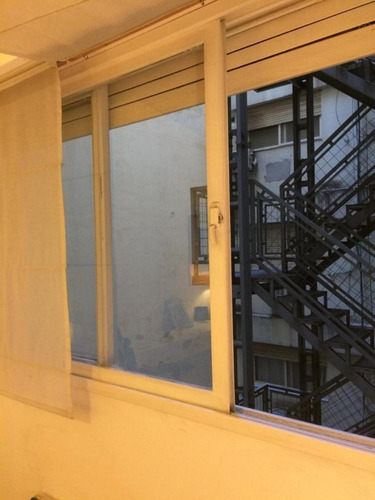 Departamento Monoambiente En Alquiler - 1 Baño - Recoleta
