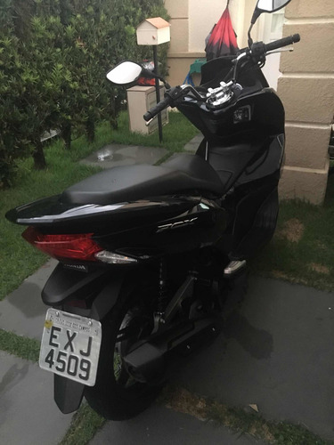 Imagem 1 de 4 de Honda Pcx
