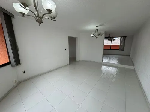 Se Vende Casa En Fraccionamiento En El Parque Coyoacan.