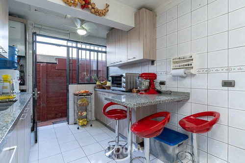 Imagen 10 de 30 de Casa Más Afuera