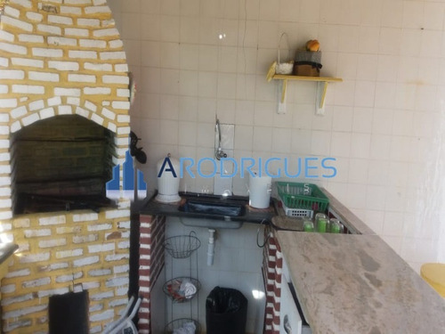 Imagem 5 de 12 de Oportunidade De Casa À Venda Com 3/4 Com Suíte + Depedência, 271 M² De Área Contruida! - Ca00548