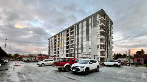 Cómodo Depto 3d 2b Con Logia, Termopanel Y Estacionamiento
