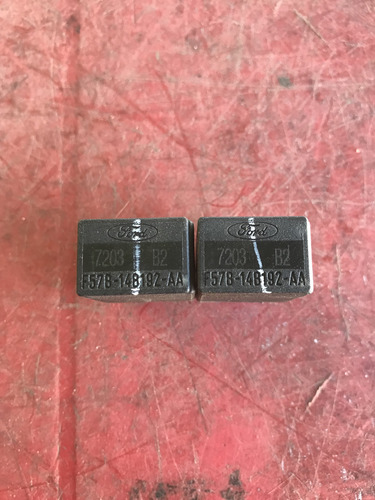 Relay De Caja Fusibles Ford F57b 14b192 Aa (Usado)