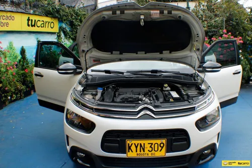 Citroën C4 Cactus 1.6 Shine Turbo Aut