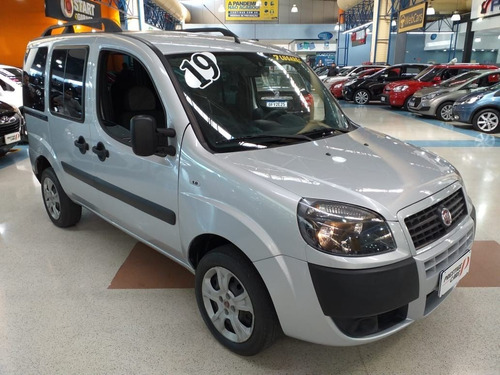 Imagem 9 de 10 de Fiat Doblo 1.8 Mpi Essence 7l
