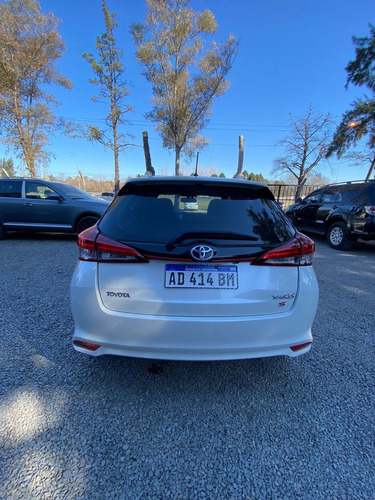 Imagen 5 de 10 de Toyota Yaris 1.5 107cv S