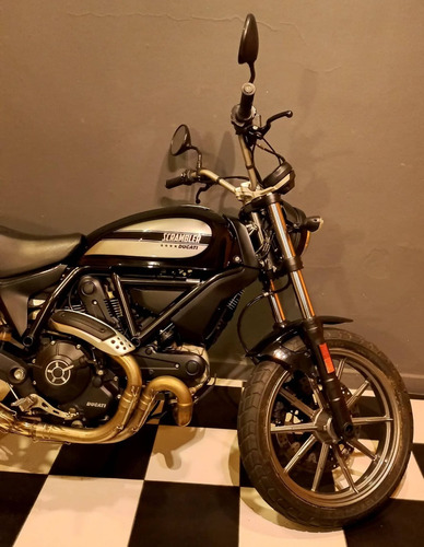 Imagen 15 de 16 de Ducati Scrambler Sixty2 400