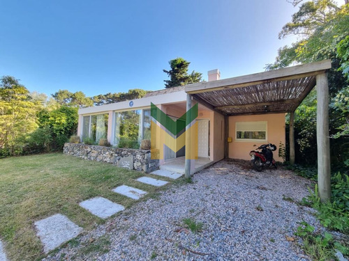 Casa En Alquiler , San Rafael , Punta Del Este