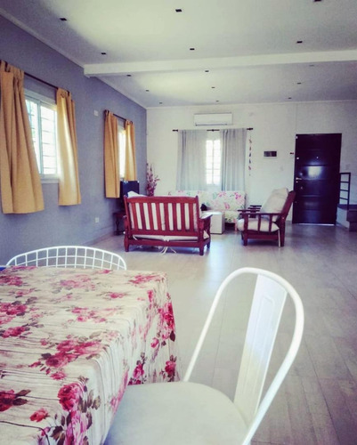 Imagen 5 de 15 de Casa Florencio Varela Bª Privado Las Calandrias Dinamarca 40