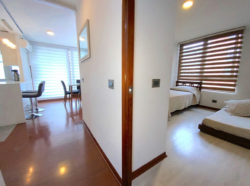 Depto Av Las Condes. 2 Dorm. La Cabaña