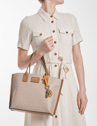 Bolsa Tote Mujer Harry Potter W Capsule Tan Hbdissolve3cw Acabado De Los Herrajes Oro Diseño De La Tela Gráfico