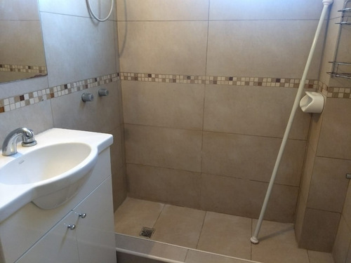 Imagen 4 de 17 de Ph 3 Ambientes Con Patio En Duplex En España Y Alvarado