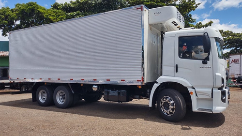 Vw 24.250 2010/2011 6x2 Baú Câm. Fria - Ap. Ref. B7 Der 404