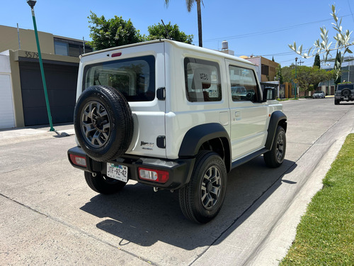 Suzuki Jimny 1.5 Glx Mt