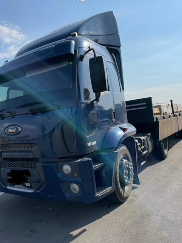 Imagem 1 de 9 de Ford Cargo