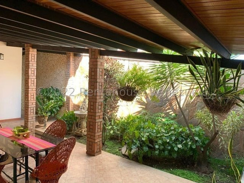 Imagen 18 de 30 de Casas En Venta En Villa Roca Cod # 23-9822 Negociable! Información Comunícate 412-1498654 Katty Vasquez. Mejor Precio, Oportunidad, Inversión, Moderna, Remodelada, Amplia, Espaciosa,hermosa!!!!!!!!!
