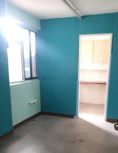 Imagen 4 de 6 de Alquilo Consultorio Valencia Av Bolivar Centro Profesional Kerdell
