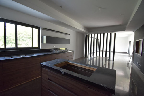 Imagen 4 de 30 de Casa En Venta En Rincón De Los Arroyos En Sierra Alta - Zona Carretera Nacional (ljgc-aah)