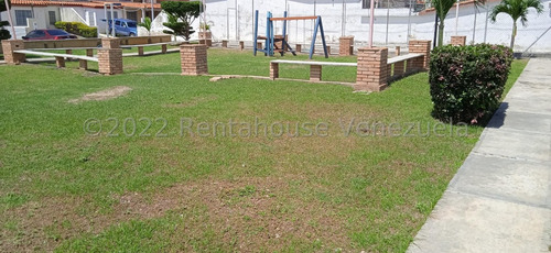 Imagen 30 de 30 de Casa En Venta En El Amanecer Cabudare Con Amplias Áreas Verdes Y De Recreación Gabriela C. #23-10843