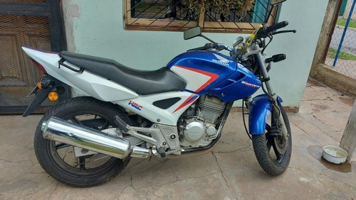 Imagen 2 de 7 de Honda Twister Cbx 250 2014