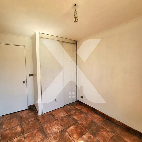 Venta Amplio Departamento, Piso 1, San Miguel