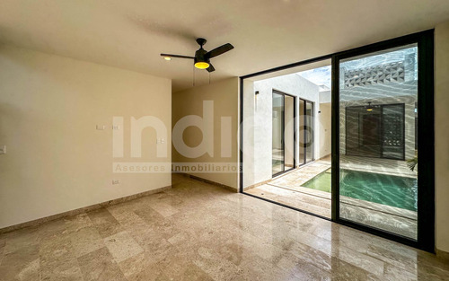 Casa De Una Planta En Venta En Mérida En Privada Tamora, Conkal