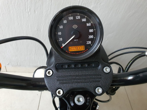 Imagen 7 de 12 de Harley Davidson Sportster Iron 883