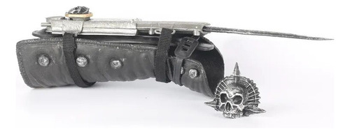 Css Espada De Acción Con Figura De Ward Assassins Oculta