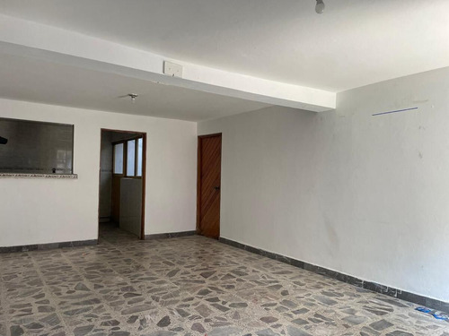 Casa Venta En Zapotitla / 168m2
