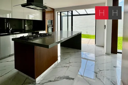 Casa En Venta En La Gran Reserva Lomas De Angelópolis