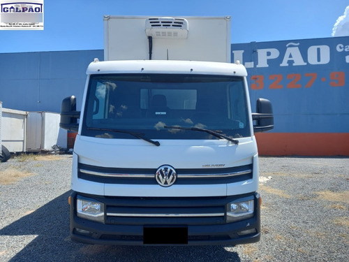 Imagem 2 de 15 de Vw Express Prime (2020) Baú Refrigerado