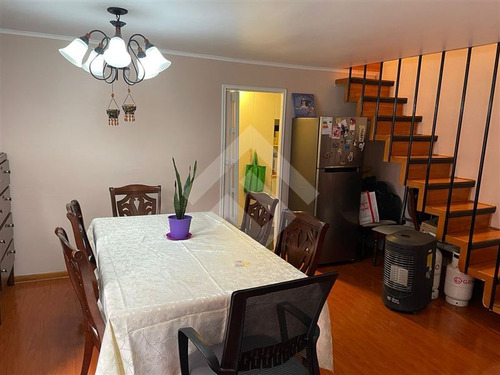 Duplex 2d 1b + Estacionamiento. En Cond. Seg. 24/7