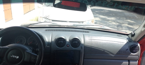Jeep Liberty Sport 4x2 At