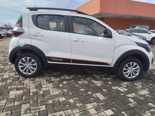 Fiat Mobi 1.0 EVO FLEX TREKKING MANUAL