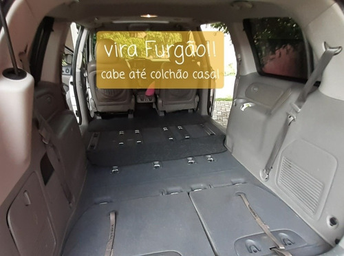 Kia Grand Carnival 2009