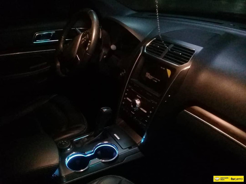 Ford Explorer Sport