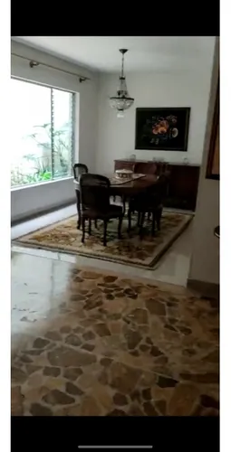 Venta De Casa Ubicada En El Segundo Parque De Laureles