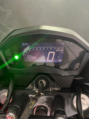 Imagem 7 de 9 de Honda Twister
