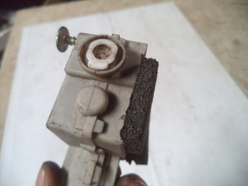 Trava Portinhola Do Tanque Fox Pa6.6 M40 (Usado)