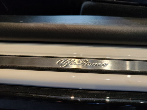 Alfa Romeo Stelvio 2.0 280cv At Q4 Veloce