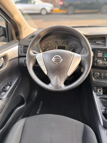 Nissan Sentra 1.8 Sense Mt