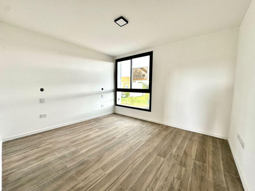 Dúplex A La Venta 3 Dorm 3 Baños En Distrito Sur