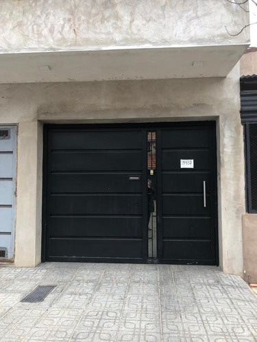 Imagen 2 de 28 de Hermosa Casa De 3 Ambientes Con Garaje En Venta, Wilde Centro!!!