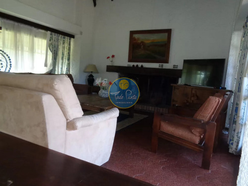 Se Alquila Hermosa Casa En Zona De Prestigio, Alquiler En Punta Del Este, Barrio Beverly Hills
