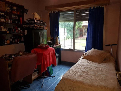 Imagen 11 de 18 de Casa Con 3 Dormitorio, Parque Y Quincho - Quilmes Oeste
